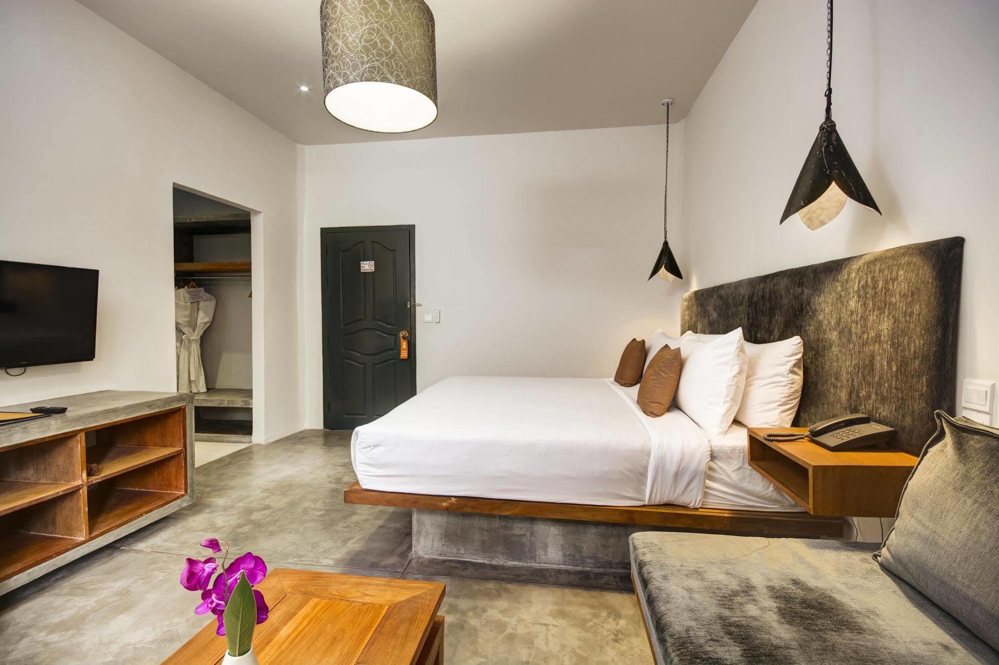 Santa Clara Boutique Hotel Siem Reap Bagian luar foto
